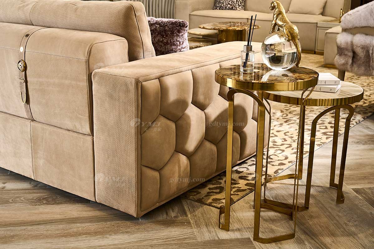 意式輕奢家具高端別墅會(huì)所家用時(shí)尚高級(jí)鈦金屬圓幾邊幾FB119H2RA場(chǎng)景1