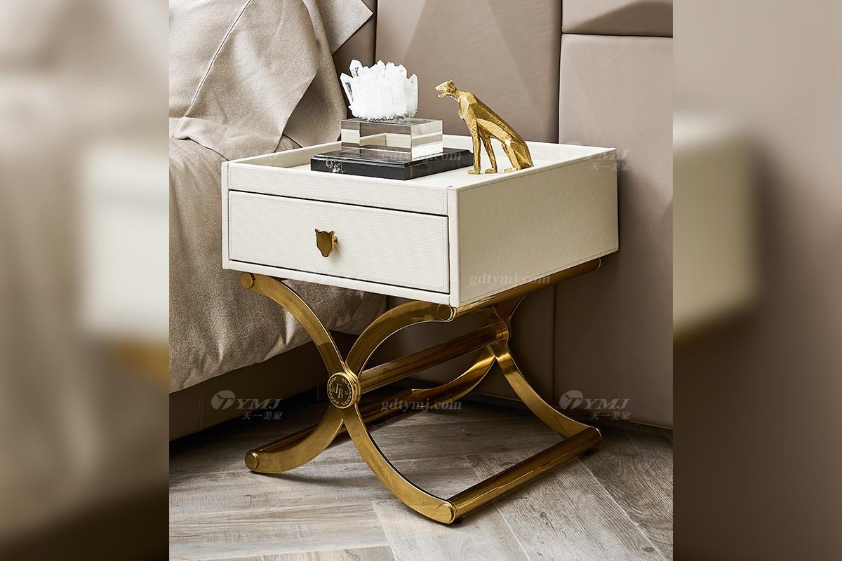 意式輕奢家具高端別墅會(huì)所豪宅家用時(shí)尚奢華鈦金床頭柜135B22床頭柜2